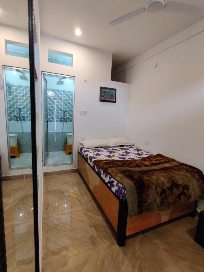 Varah Square Guest House Pushkar Bagian luar foto